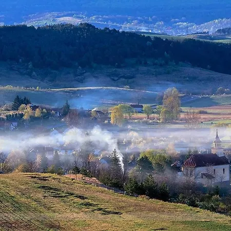Casa de Campo Vén Diófa Kúria Balaton