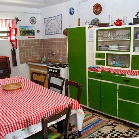 Ven Diofa Kuria Country house