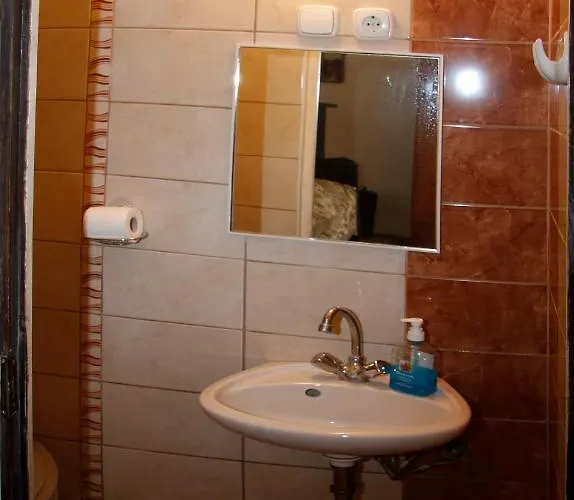 Ven Diofa Kuria בית כפרי *