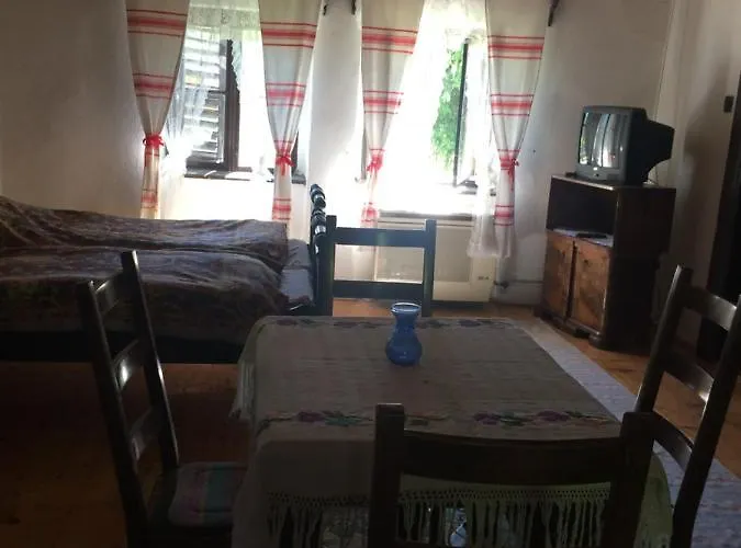 Vén Diófa Kúria * Balaton