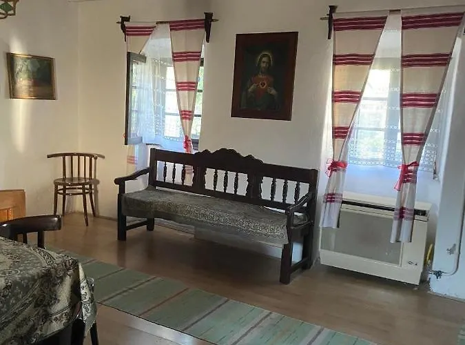 בית כפרי Ven Diofa Kuria