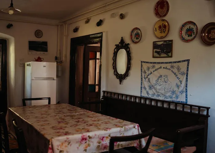 Ven Diofa Kuria בית כפרי *