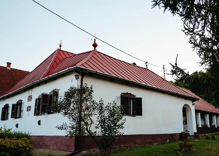 Ven Diofa Kuria בית כפרי Balaton