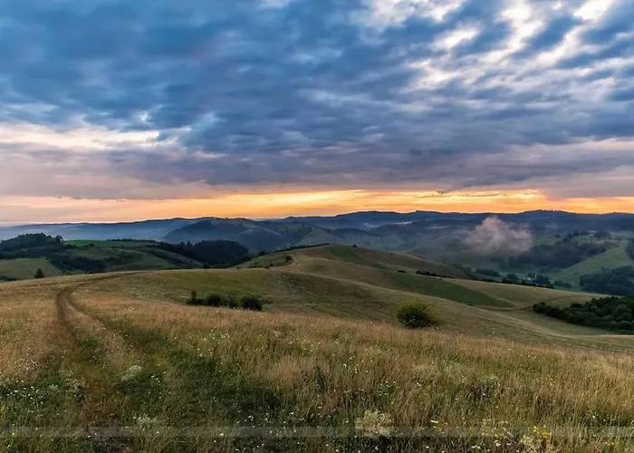 Ven Diofa Kuria בית כפרי